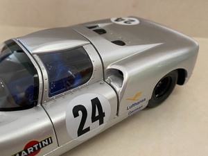 lot 237 image: Motobox Gold Label Porsch 910 118 Scale #24.