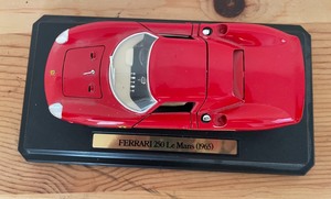lot 267 image: Ferrari 250 Le Mans 965 Die Cast Collectible Car