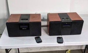 lot 71 image: (2) Koda - IP915 iStereo Compact Shelf System with Apple iPod Docks