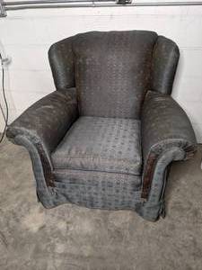 lot 54 image: Comfy Blue Armchair