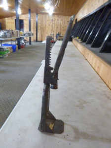lot 64 image: Antique Bottle Capper