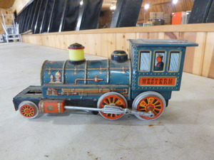 lot 71 image: Vintage Metal Toy Train Engine