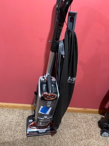 lot 7 image: Shark DuoClean Lift-Away Upright Vacuum