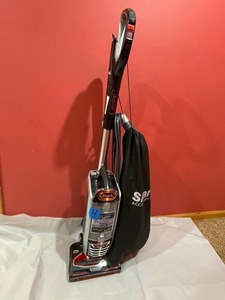 lot 4 image: Shark DuoClean Lift-Away Upright Vacuum