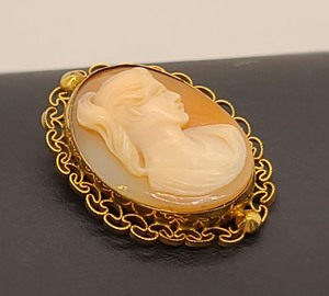 12K Gold Filled Cameo Brooch