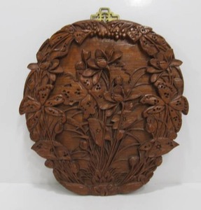 lot 19 image: Vintage 1950s Era GEORGE ZEE Carved Wood Chinese Wall Plaque