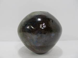 lot 33 image: Nicely Glazed Signed Studio Art Pottery Round Vase