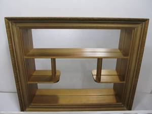 lot 92 image: Mid Century 1950s Mirrored Shadowbox Wall Display Shelf