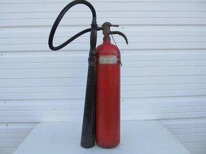 lot 204 image: Large Vintage RANDOLPH Fire Extinguisher 