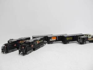 lot 222 image: Complete 1997 HARLEY DAVIDSON Motorcycles HO Gauge Train Set