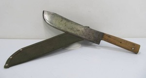 lot 238 image: Old Vintage Machete wCase