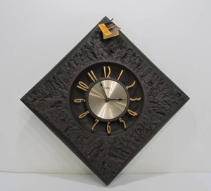lot 258 image: Vintage Texture Burwood Arabesque Wall Clock