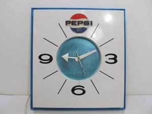 lot 259 image: Vintage PEPSI Advertising Wall Clock