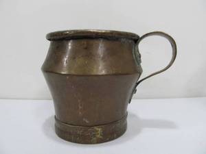 lot 262 image: Large Antique Copper Beer Mug Tankard