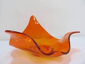 lot 267 image: Mid Century Style Abstract Mod Pop Art Glass Orange