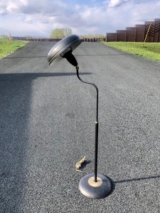 lot 347 image: Vintage Mid Century UFO Style Floor Lamp