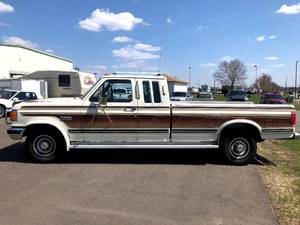 1987 Ford F-250 Lariat