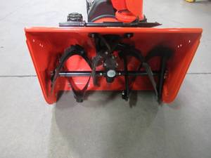 lot 2 image: Ariens Deluxe 28 in. 2-Stage Electric Start Gas Snow Blower with Auto-Turn Steering 921046