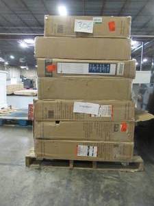 lot 306 image: WHOLESALE MIXED PALLET OF BATHROOM MEDICINE CABINETS