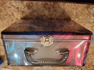 lot 20 image: Pokeman  Trading Card Tin (Unopened)