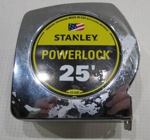 lot 536 image: Stanley PowerLock 25 Foot Tape Measure