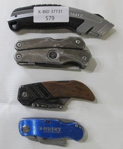lot 579 image: Lot of 4 Utility Knives