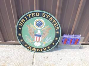 Military theme plaque. As shown.