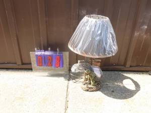 Military theme lamp. As shown.