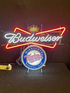 lot 16 image: Budweiser MN Twins Baseball Club MLB neon