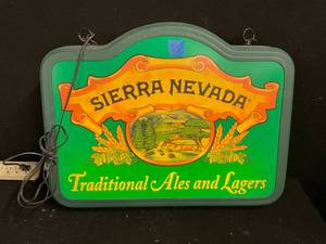 lot 33 image: Sierra Nevada double-sided back lit fluorescent sign