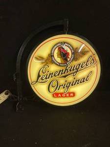 lot 68 image: Leinenkugels Original Lager pub light