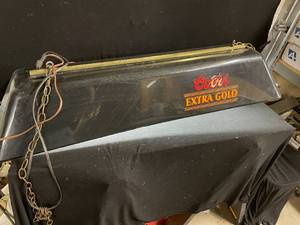 lot 93 image: Coors Extra Gold pool table light