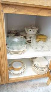 lot 20 image: Selma Plates, Saucers & Bowls