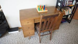lot 89 image: Vintage Desk & Chair  Vintage Wood Peg Timber Toy