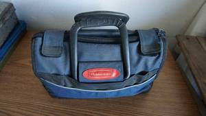 lot 159 image: Rubbermaid Tool Bag with Tools