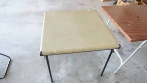 lot 177 image: Table with Collapsible Legs