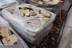 1 - Pallet Reclaimed Limestone Wall StoneWall Block In Assorted Sizes