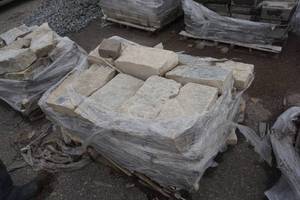 1 - Pallet Reclaimed Limestone Wall StoneWall Block In Assorted Sizes