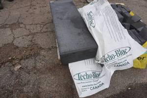 Techo Block Brand Concrete Step with Pavers