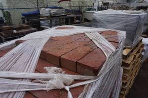 1 - Pallet of Reclaimed Red Pavers