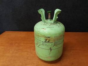24# Tank of R22 Refrigerant