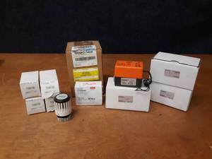 Lot of Honeywell, Danfoss & Belimo HVAC Parts