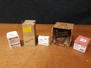 Lot of Honeywell, Danfoss & Bell & Gossett  HVAC Parts
