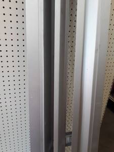 lot 1786 image: Greenheck Aluminum Stationary Louver Drainable Blade 71-12 x 9-34