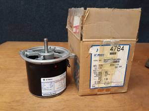 lot 1542 image: NEW GE Electric Motor - 16 HP - 1 Phase