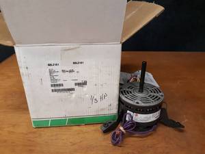 lot 1559 image: NEW US Motors Electric Motor - 13 HP - 1 Phase