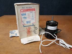 lot 1584 image: NEW MagneTek Electric Motor - 112 HP - 1 Phase