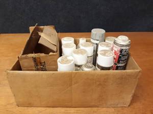 lot 1606 image: Box of Assorted Spray Paint