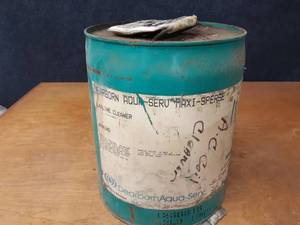 lot 1614 image: 5 Gallon Can Dearborn Aqua-Serv Alkaline Cleaner