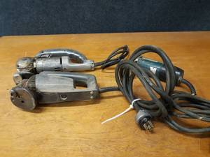lot 1618 image: (3) Milwaukee & Bosch Sheet Metal Shears - All Power On